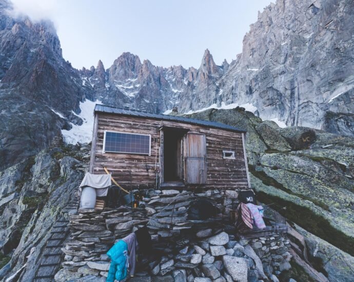 mountain refuge chamonix