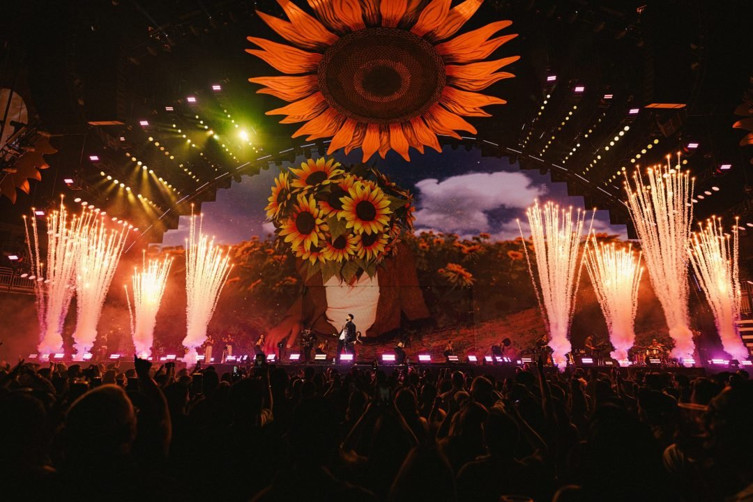 Jay Wheeler deslumbra con Girasoles en su regreso al Coliseo de Puerto Rico 2 2048x1365 1