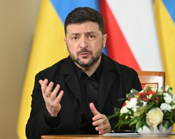 U3H57BYVAZGVNIZNKHIBQLO7A4