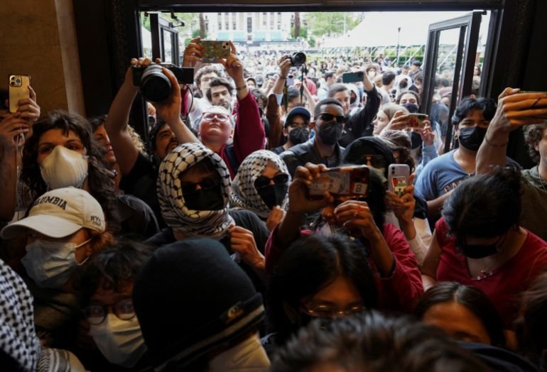 2025 05 07T232621Z 1067079386 RC28DEAXD5K3 RTRMADP 3 USA COLUMBIA PROTESTS 1753273385