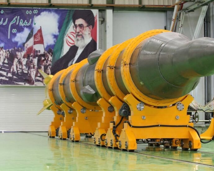 VYER46QG75EZFICCRM32QZBLDE