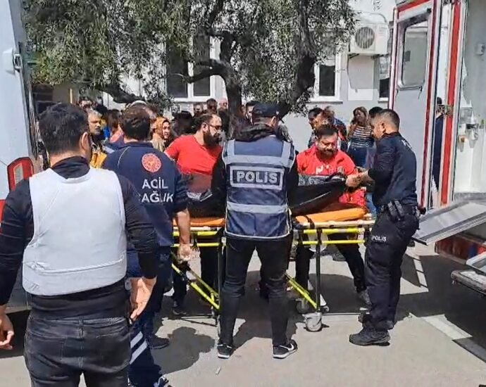 KXO7UU6NE5DYXD2QJROZNEWD2Q