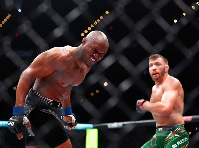 2026 07 19T035457Z 2131201310 MT1USATODAY29409678 RTRMADP 3 MMA UFC FIGHT NIGHT OKLAHOMA CITY DU PLESSIS VS USMAN 1784452582